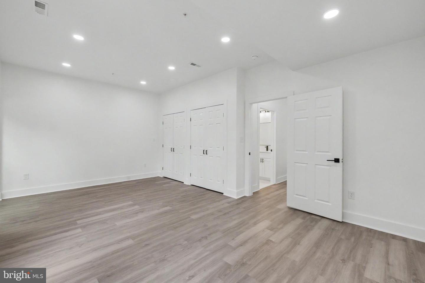 4312 Hayes St Ne Property Photo 60