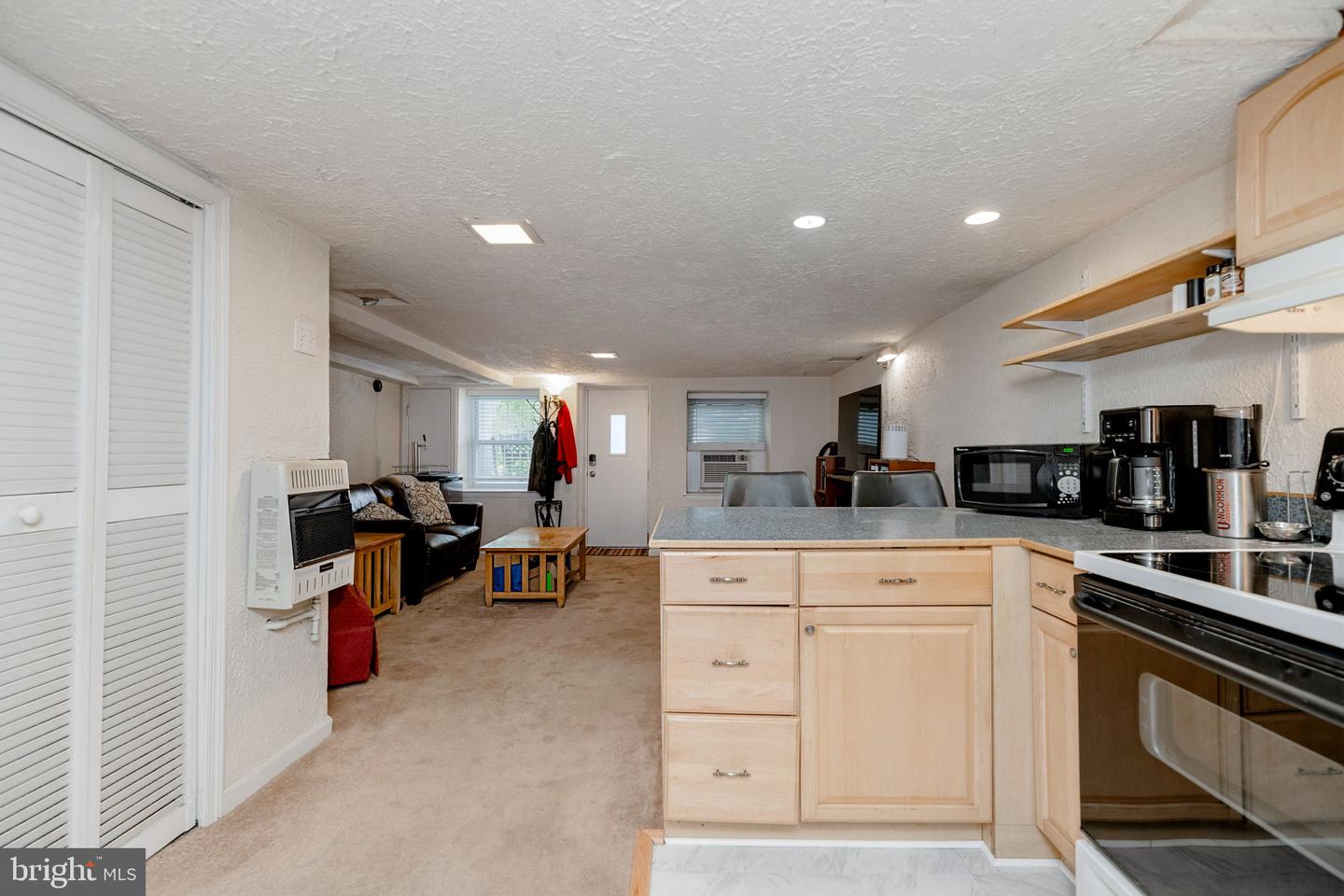 1221 E St Se Property Photo 32