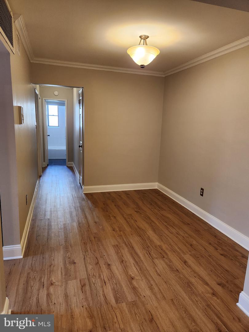 2610 Tunlaw Rd Nw #103 Property Photo 17