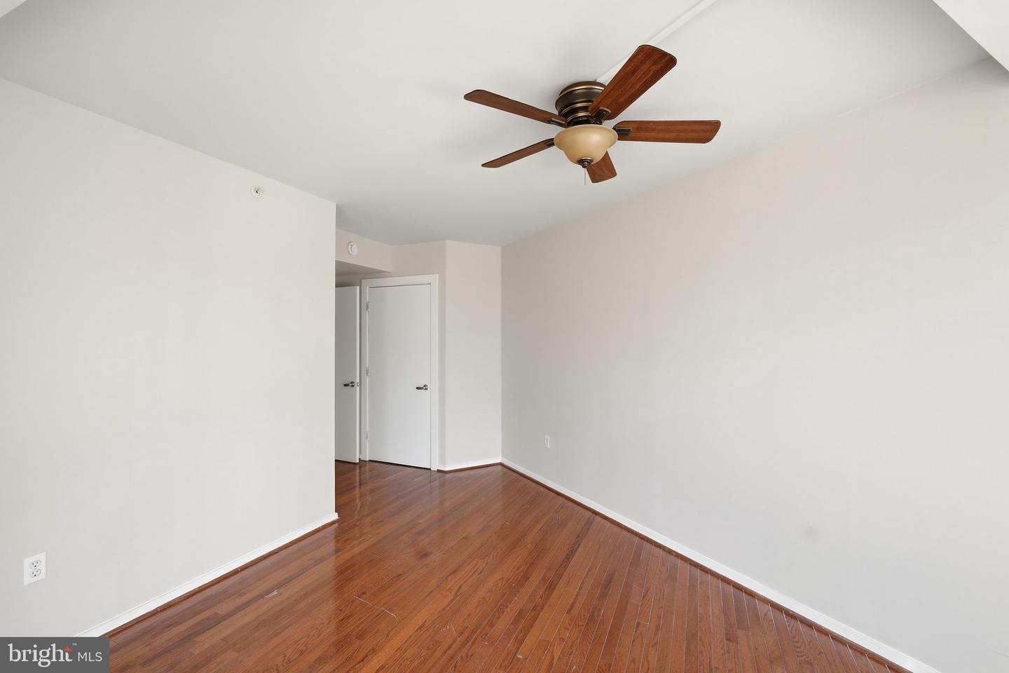 1000 New Jersey Ave Se #513 Property Photo 14