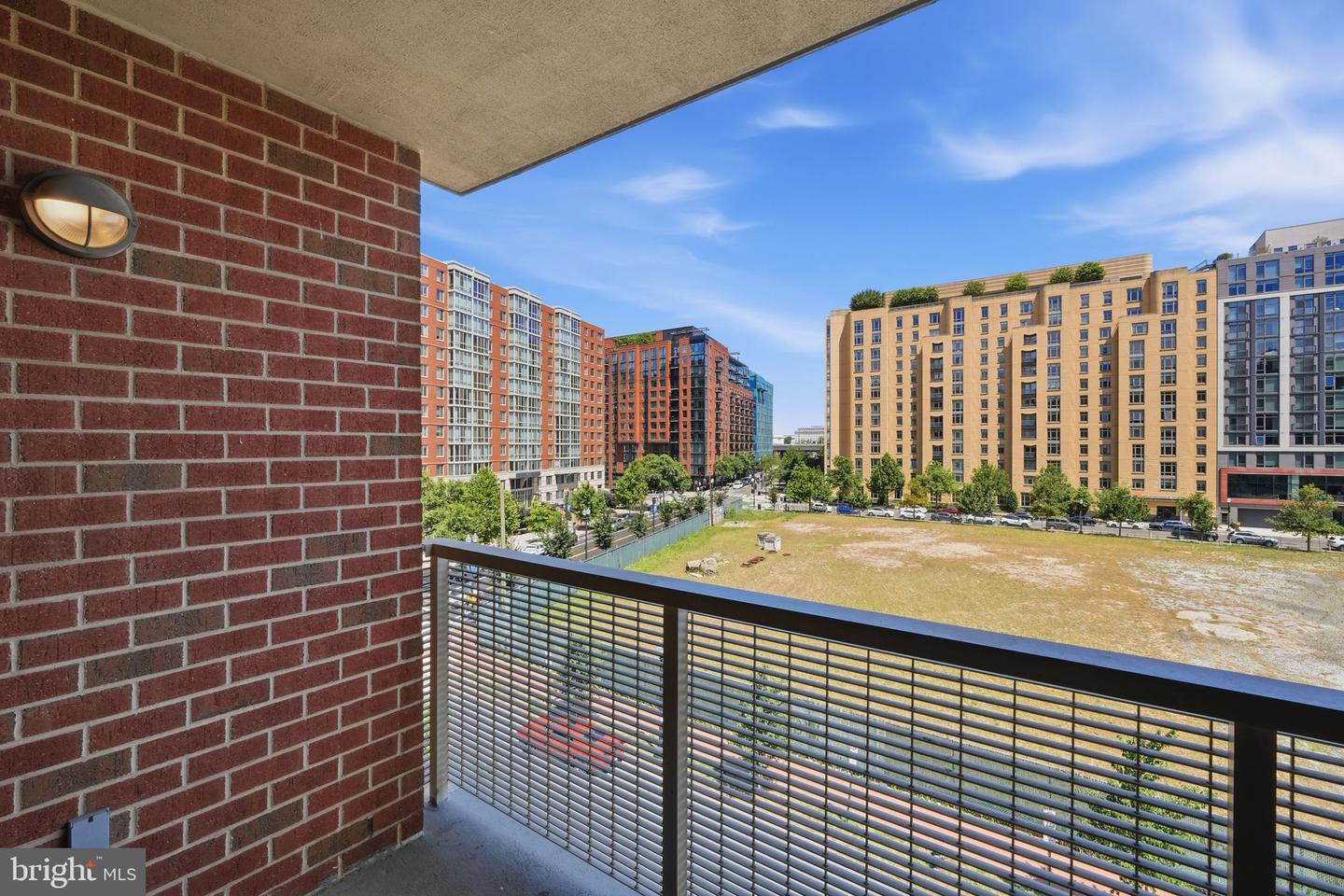 1000 New Jersey Ave Se #513 Property Photo 23