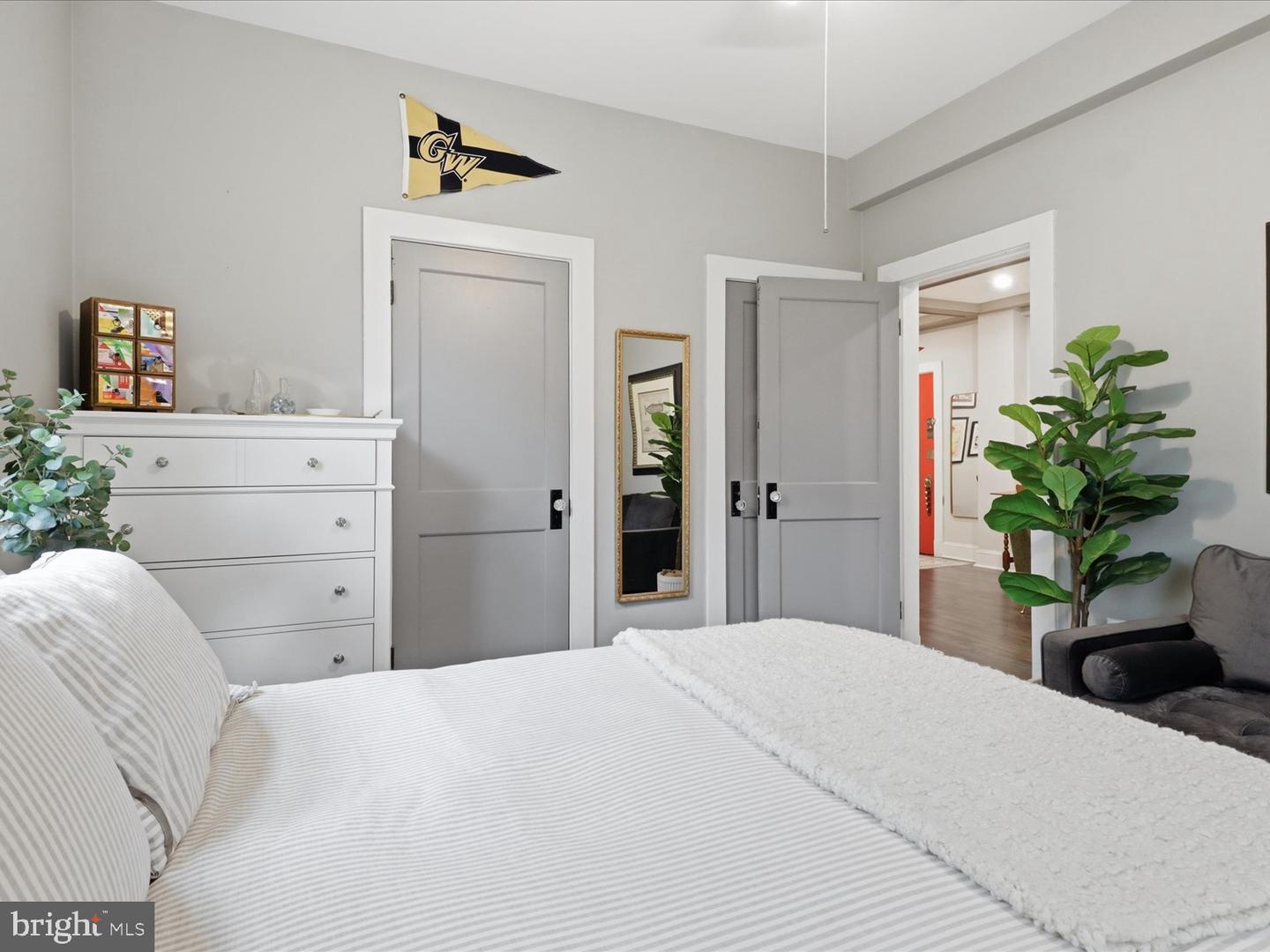 1705 Lanier Pl Nw #203 Property Photo 16