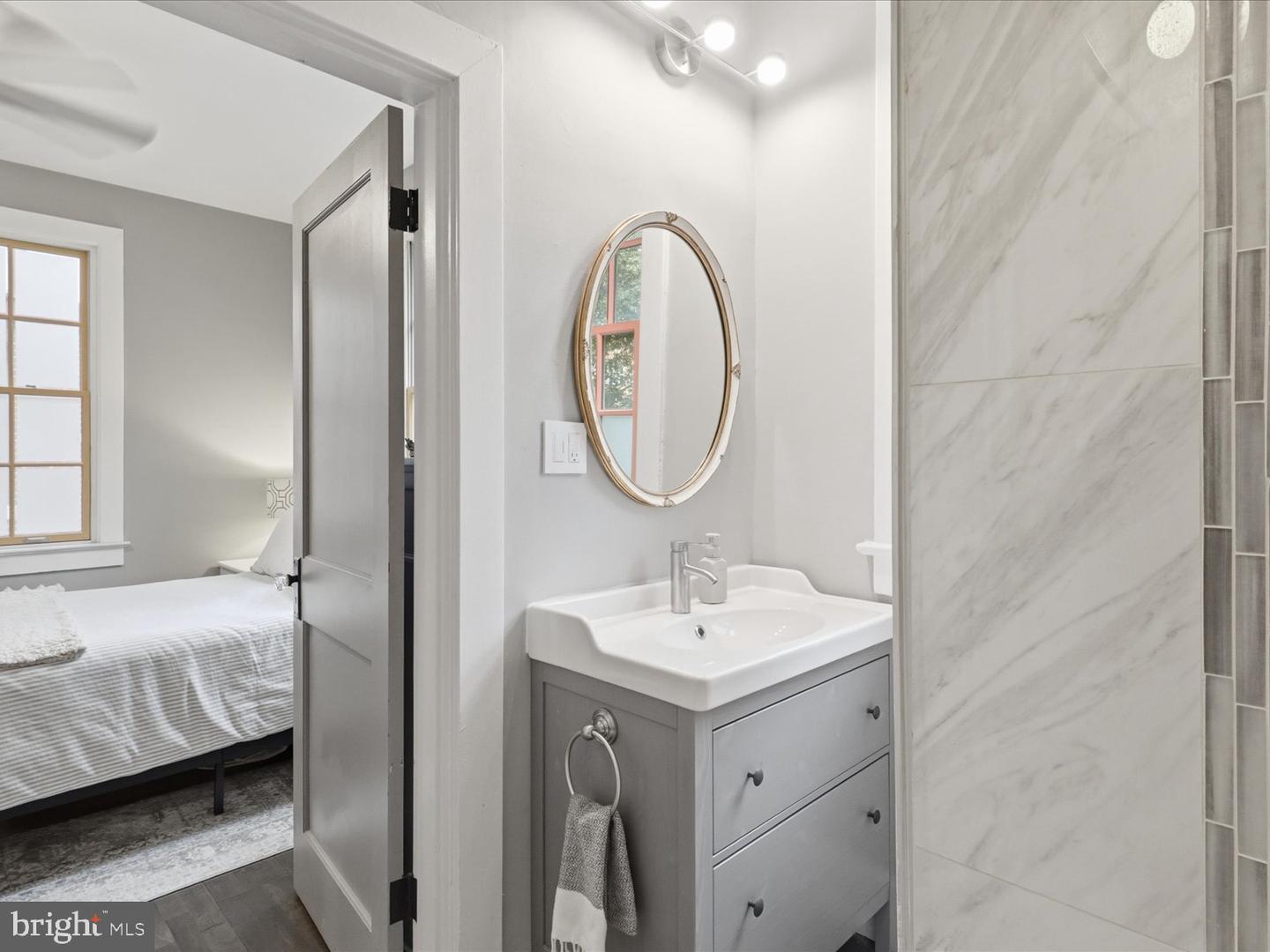 1705 Lanier Pl Nw #203 Property Photo 19