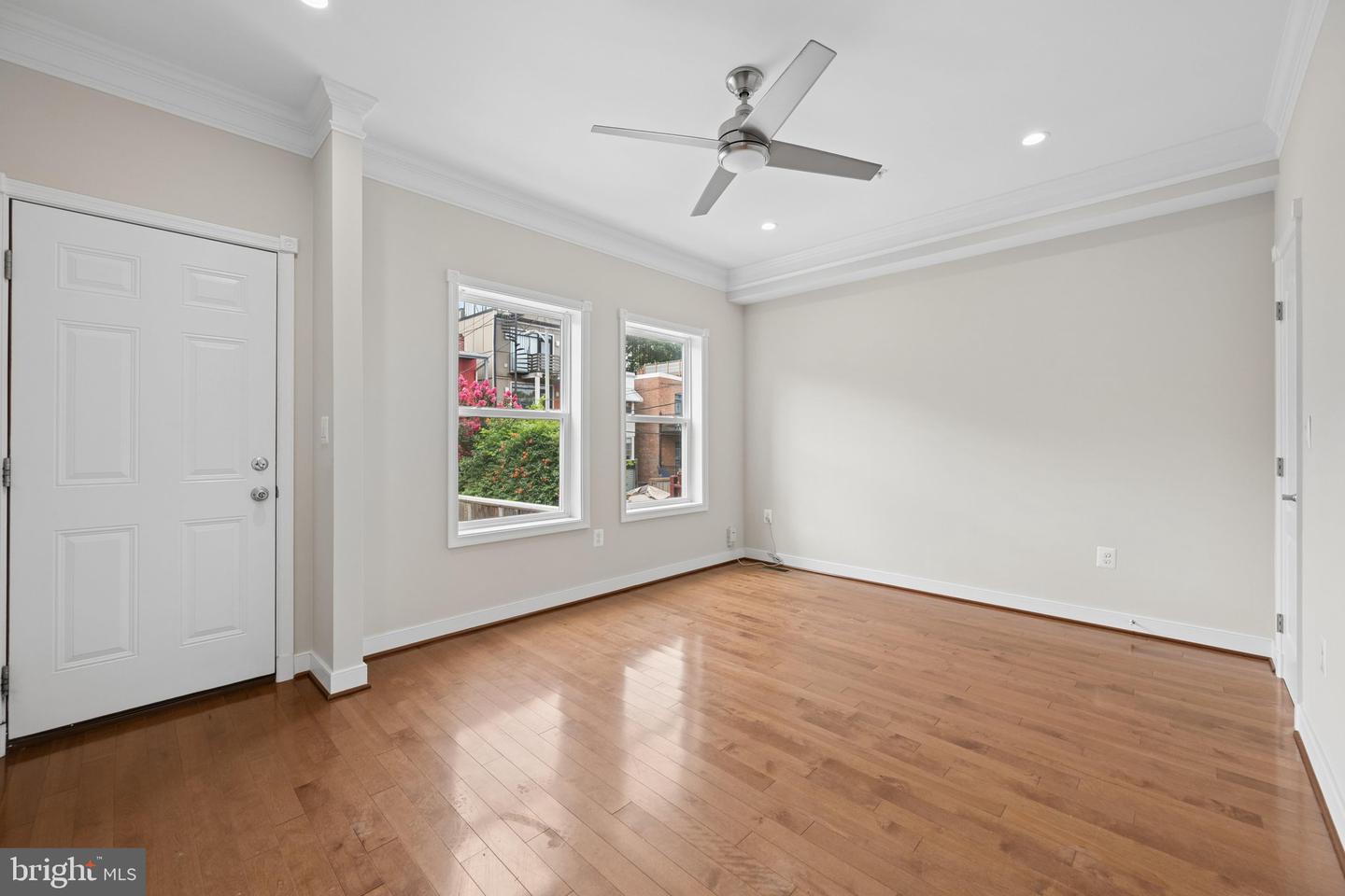 59 R St Ne #1 Property Photo 22