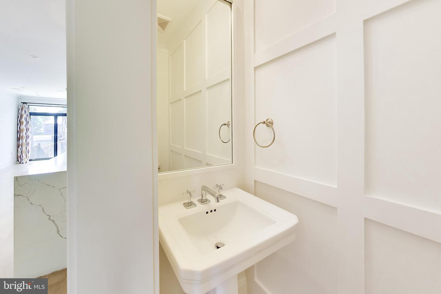 715 K St Ne #1 Property Photo 18