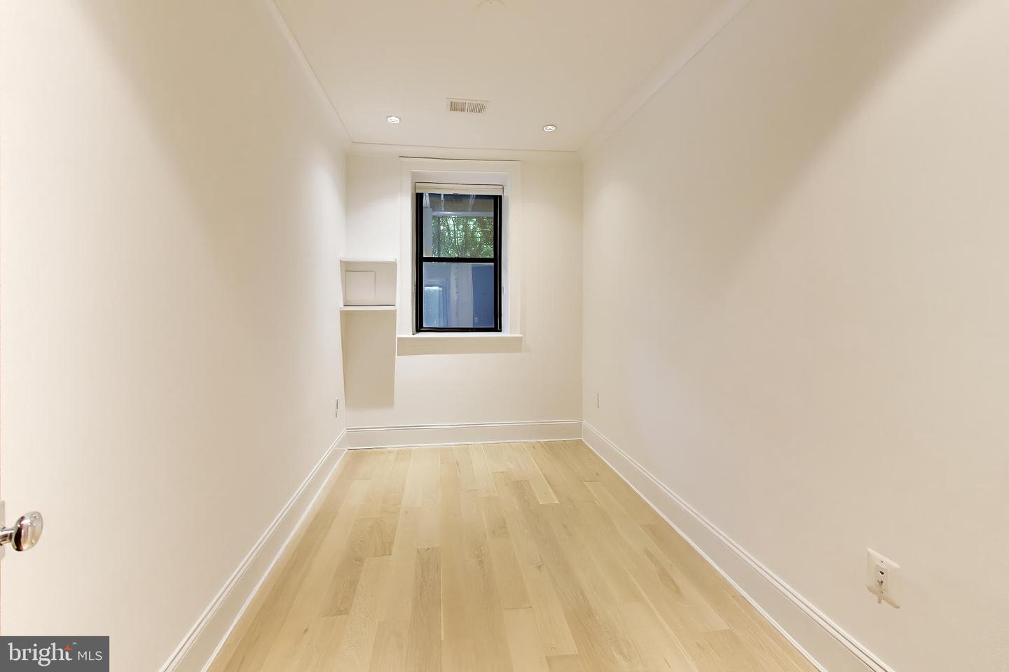 715 K St Ne #1 Property Photo 24