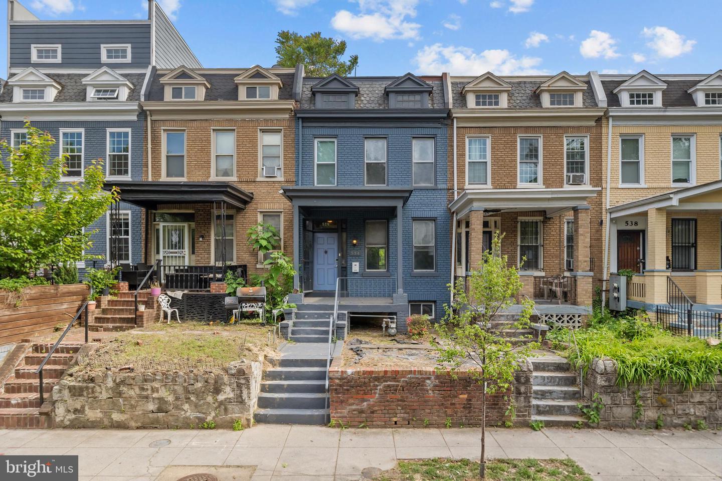 534 Irving St Nw Property Photo 1