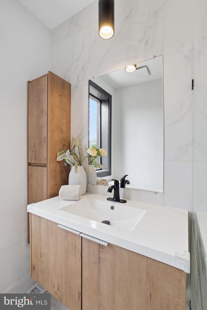 1024 Spring Rd Nw Property Photo 24