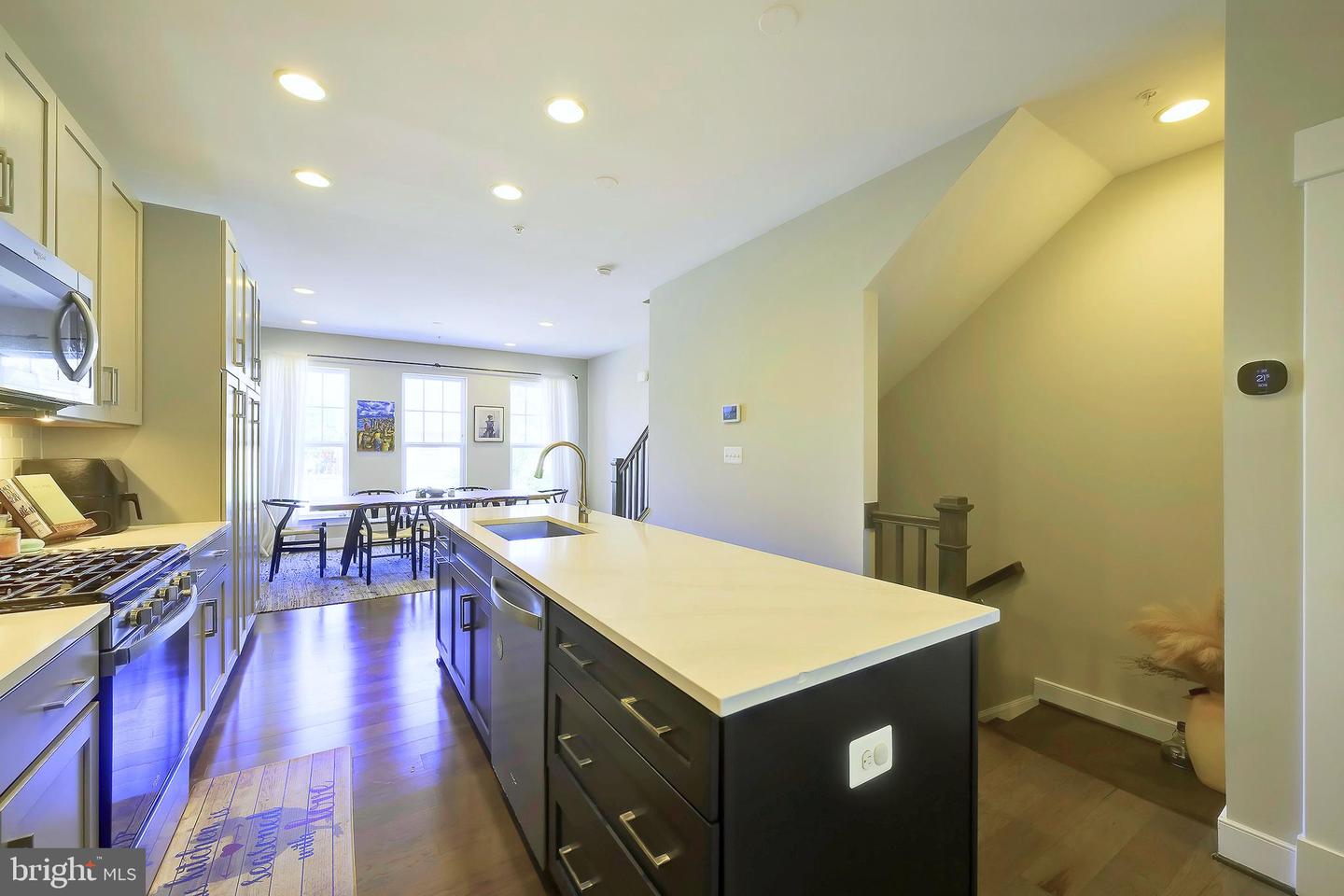 719 Parkside Pl Ne Property Photo 12