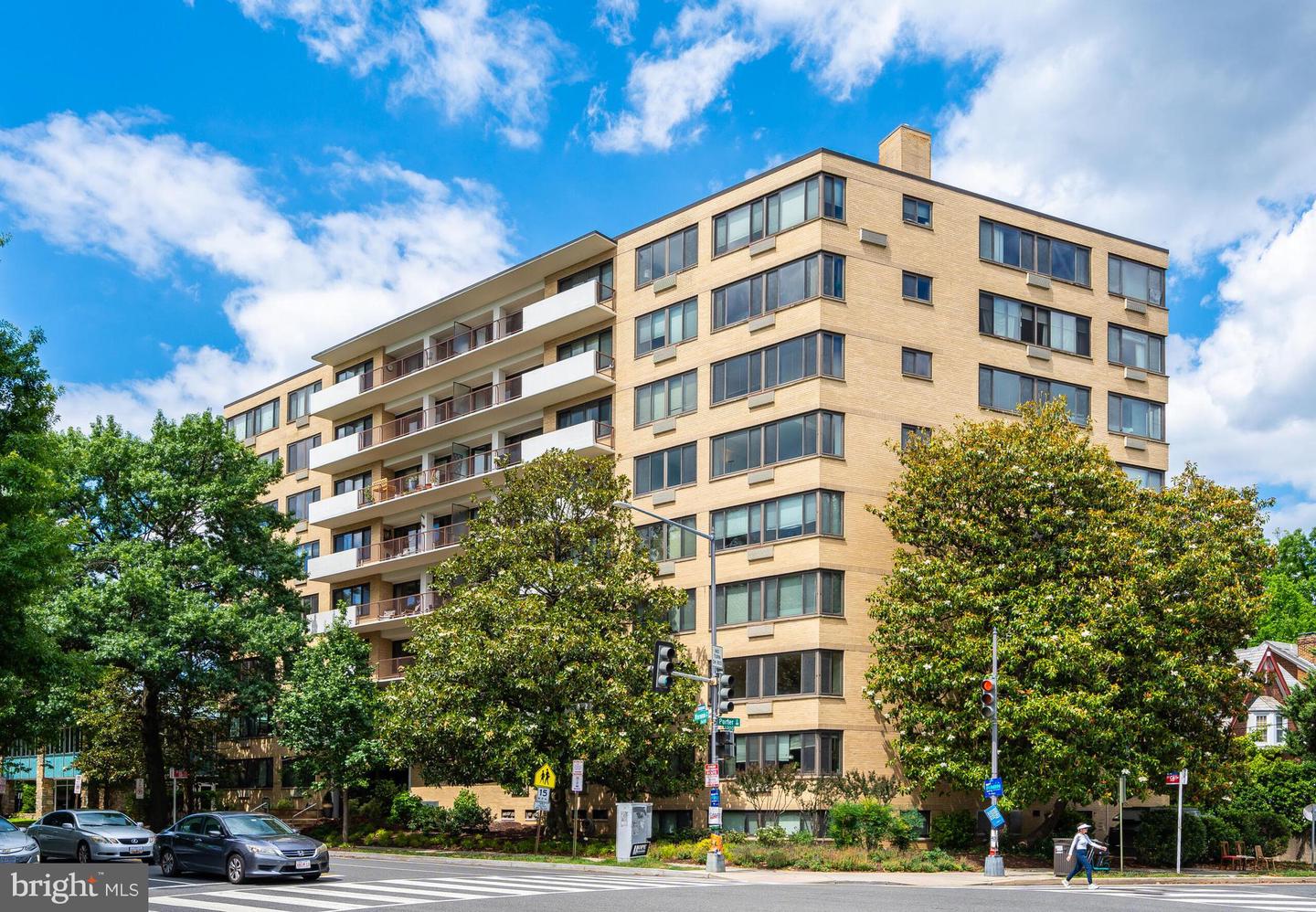 3601 Wisconsin Ave Nw #111 Property Photo 1
