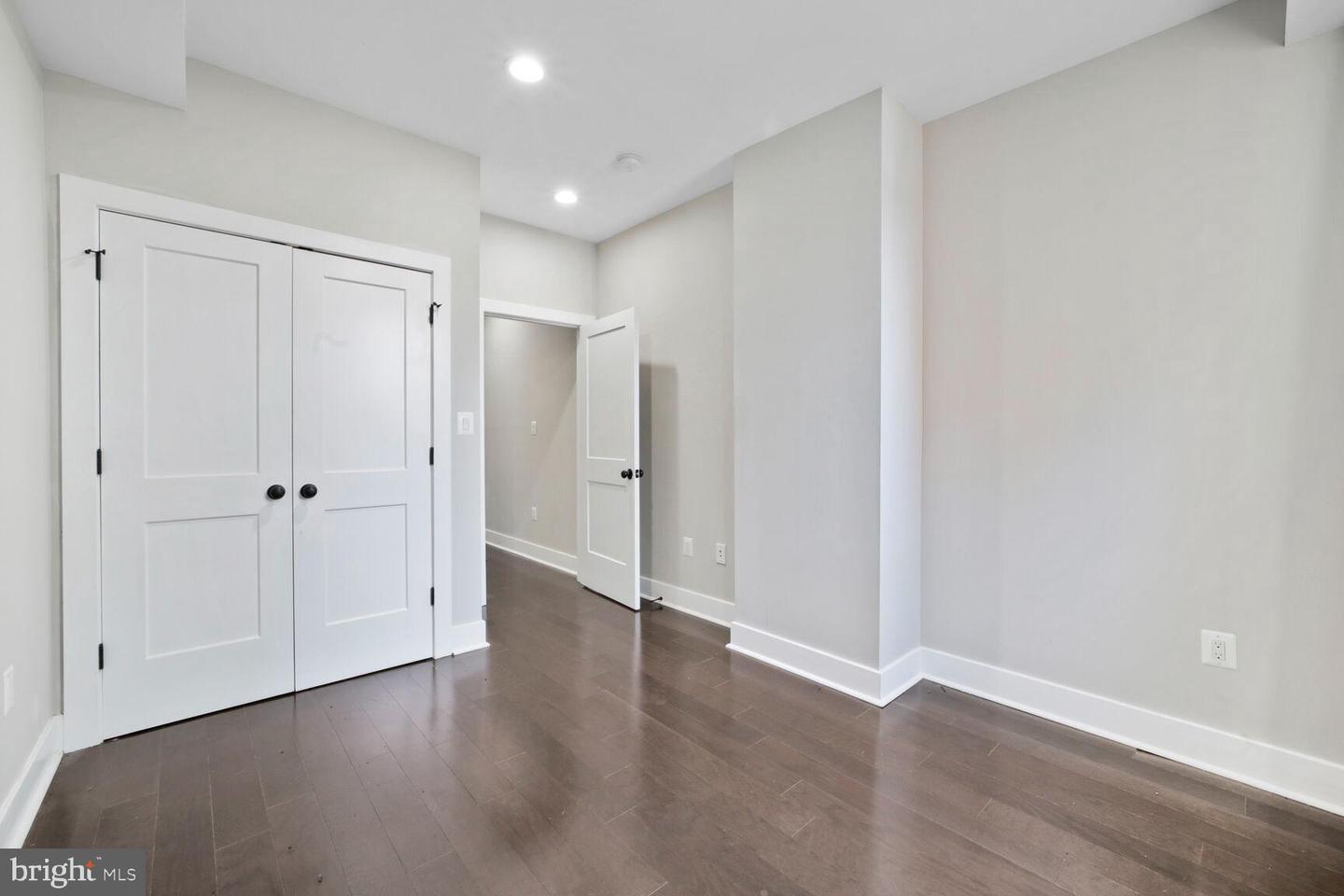 608 Irving St Nw #1 Property Photo 8