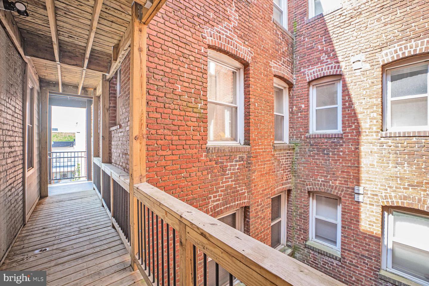 608 Irving St Nw #1 Property Photo 15