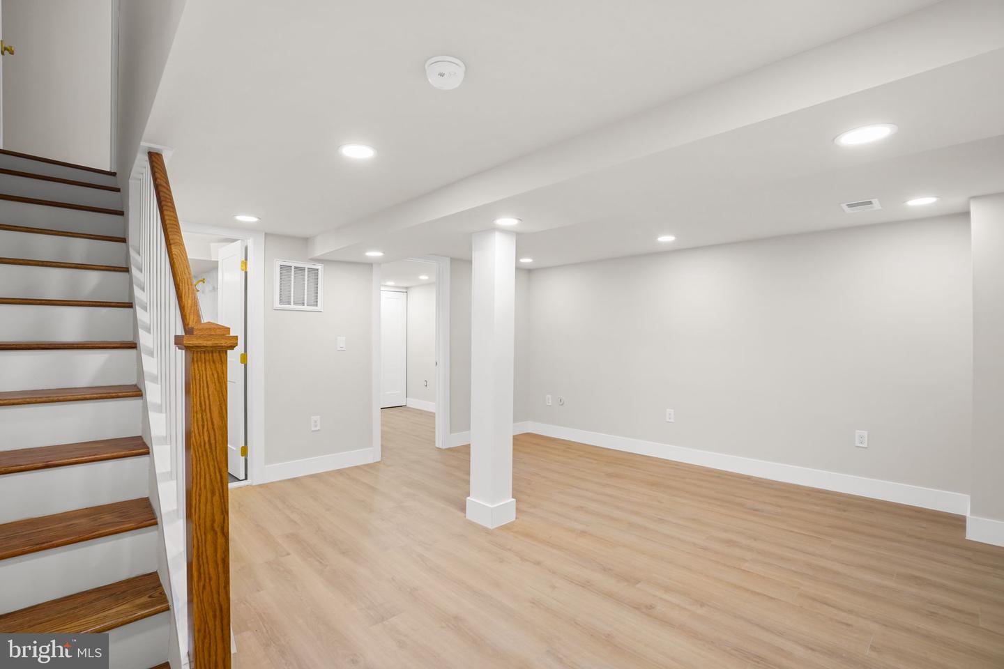 1734 Potomac Ave Se Property Photo 32