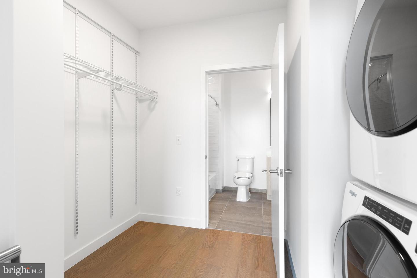 7175 12th St Nw #607 Property Photo 5