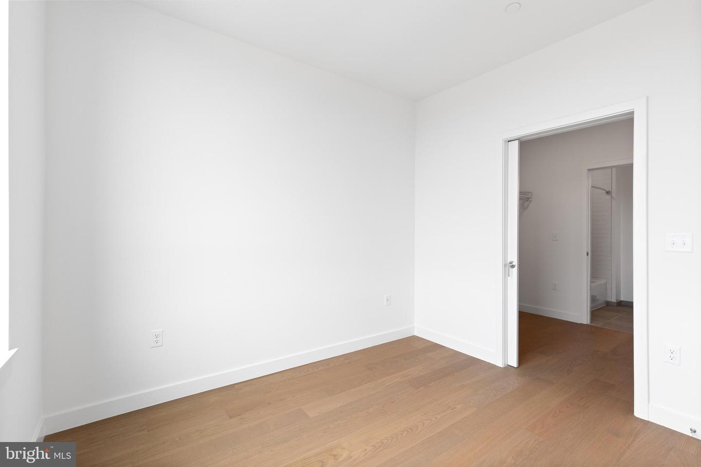 7175 12th St Nw #607 Property Photo 6