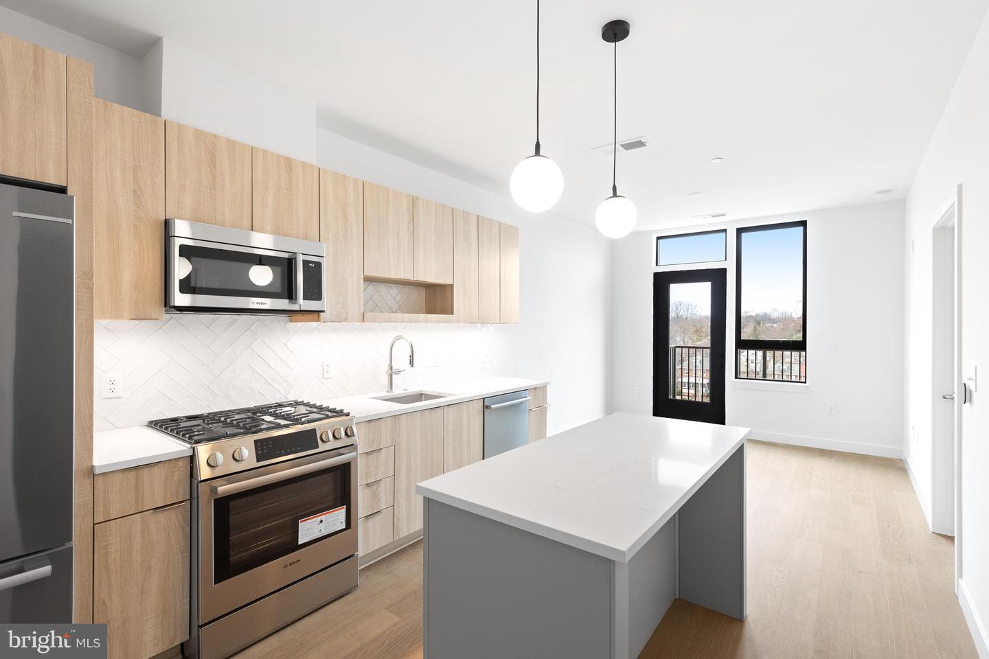 7175 12th St Nw #607 Property Photo 11