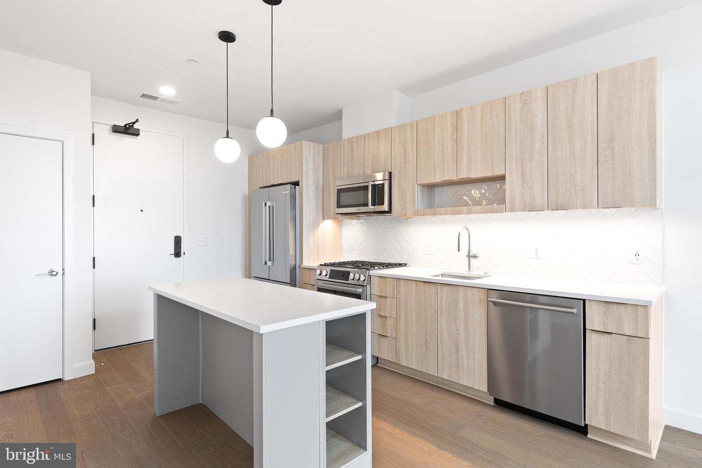 7175 12th St Nw #607 Property Photo 12