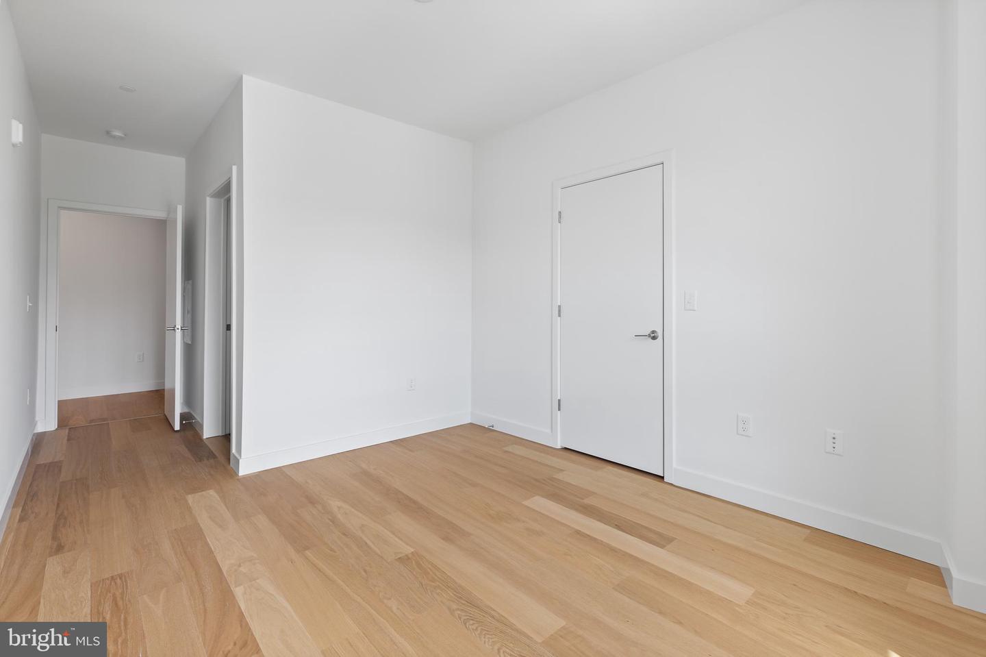7175 12th St Nw #520 Property Photo 5