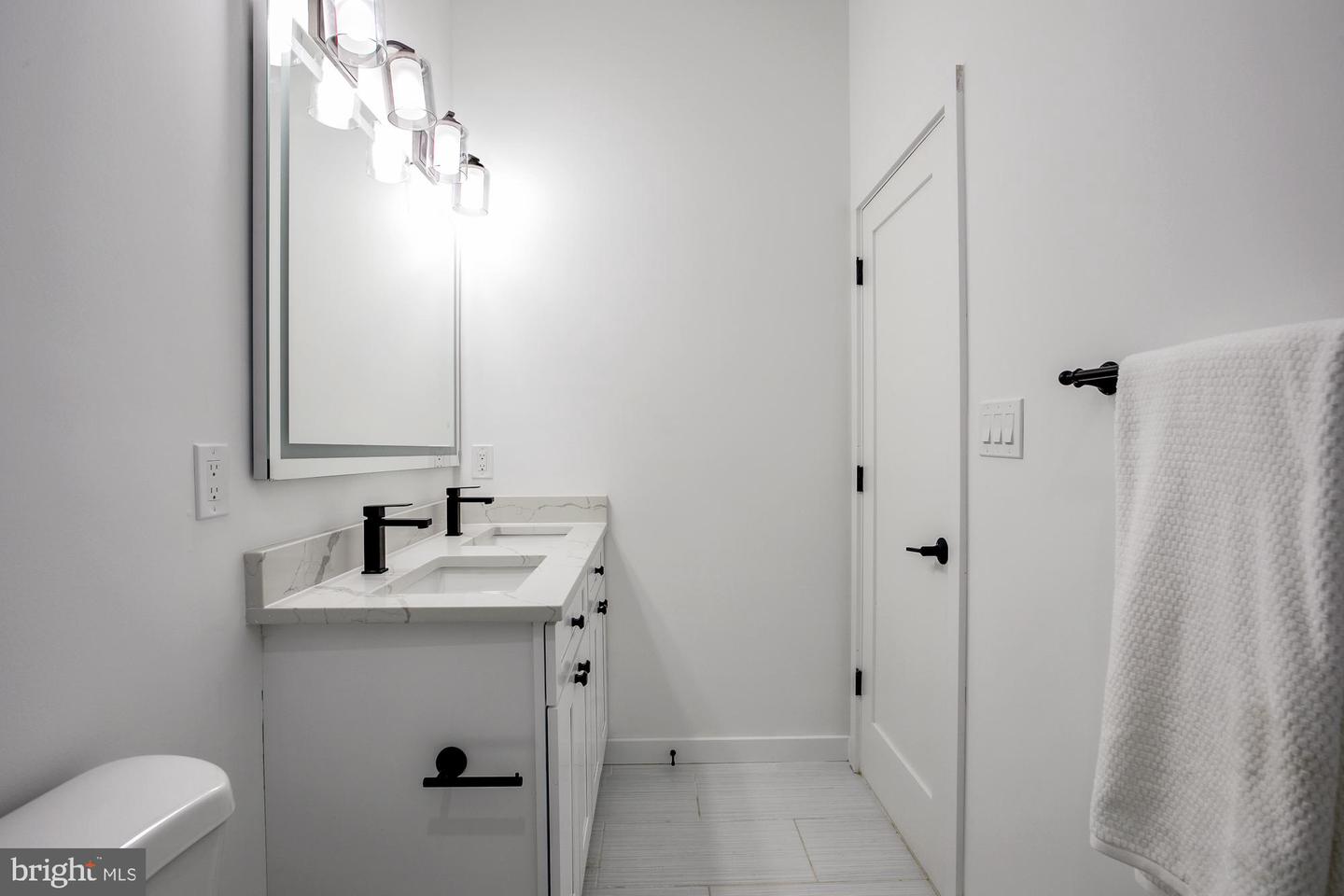 1730 Montello Ave Ne Property Photo 27