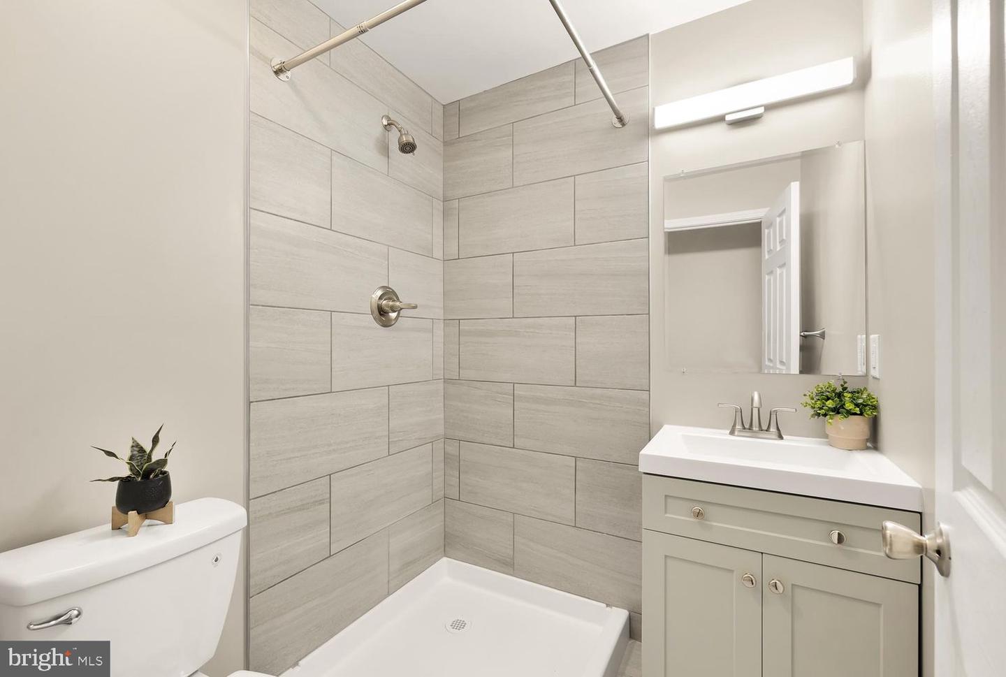 1753 W St Se #b Property Photo 26