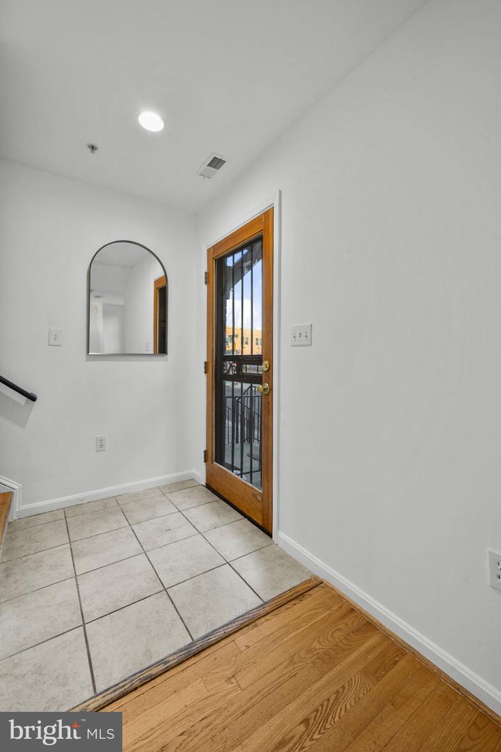 649 16th St Ne Property Photo 14