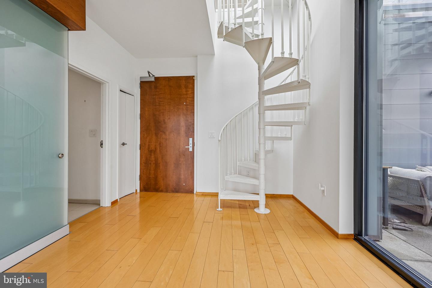 2250 11th St Nw #401 Property Photo 4