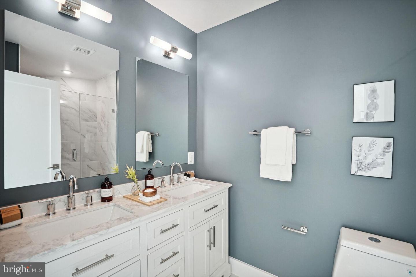 901 19th St Ne #ph2 Property Photo 25