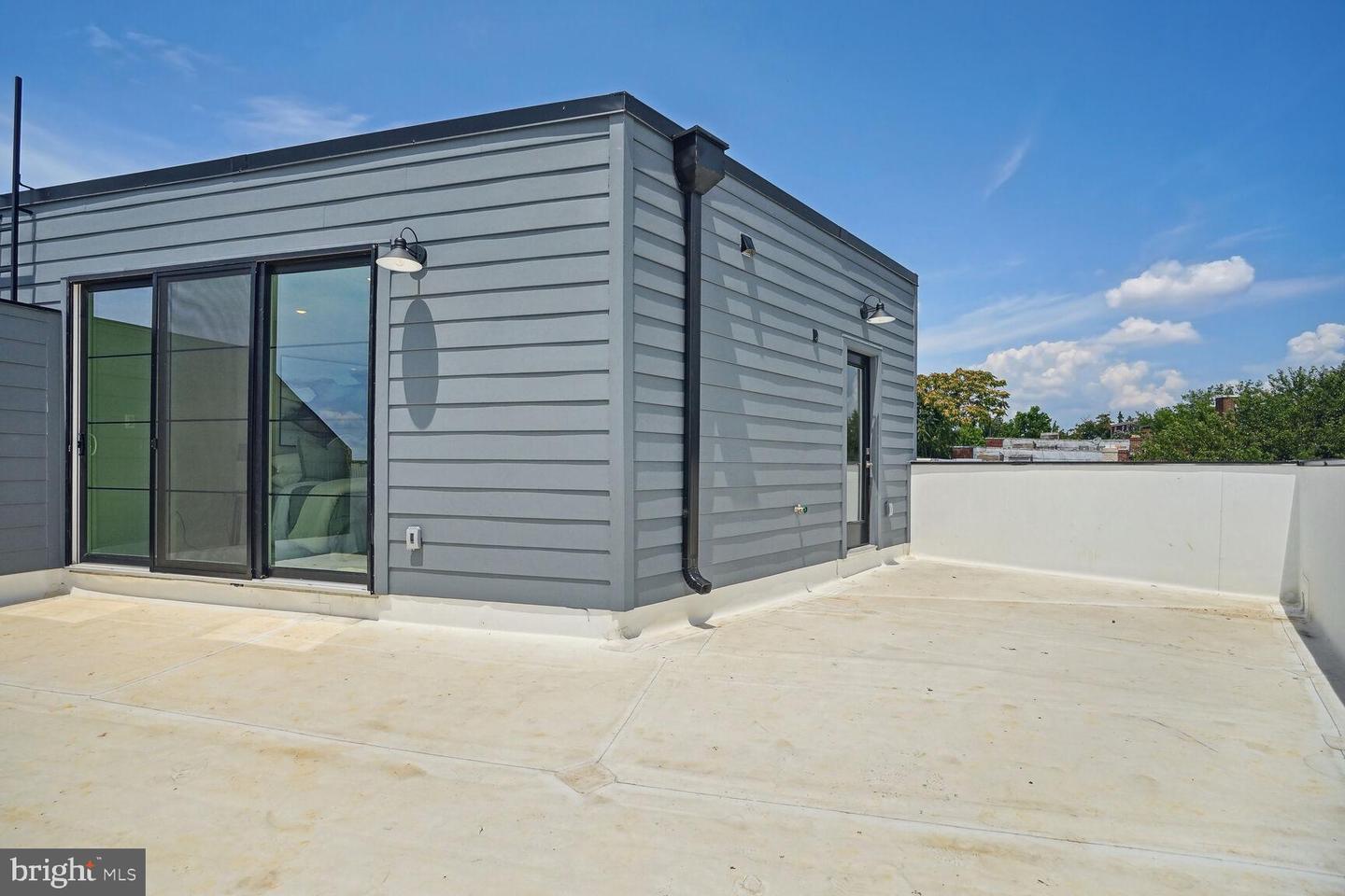 901 19th St Ne #ph2 Property Photo 30