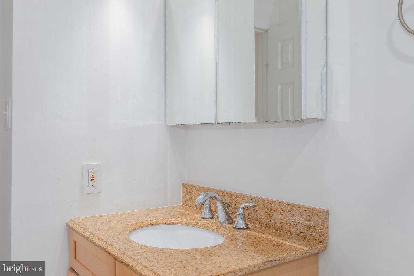 1316 New Hampshire Ave Nw #503 Property Photo 23