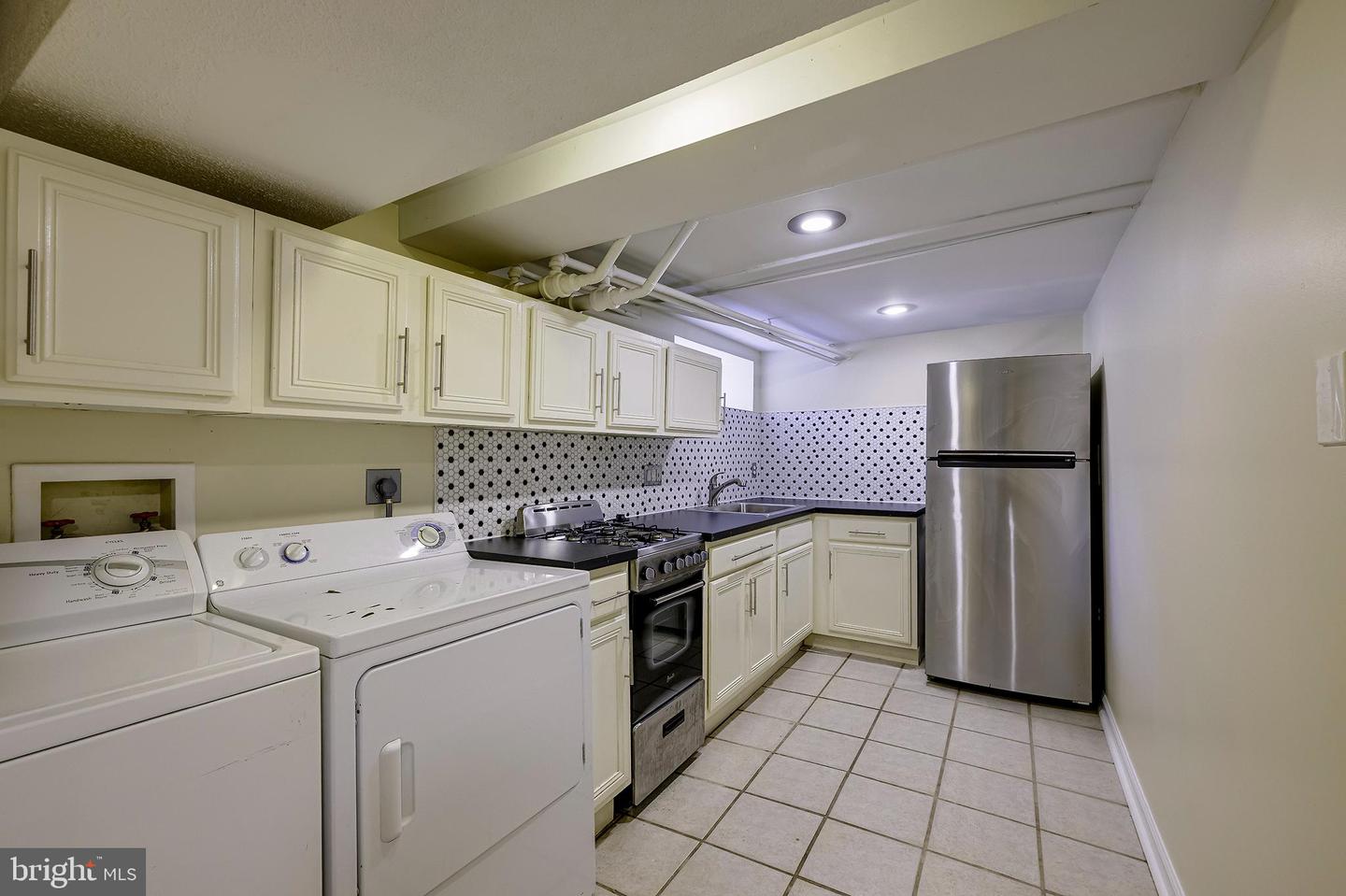 2827 11th St Nw Property Photo 41