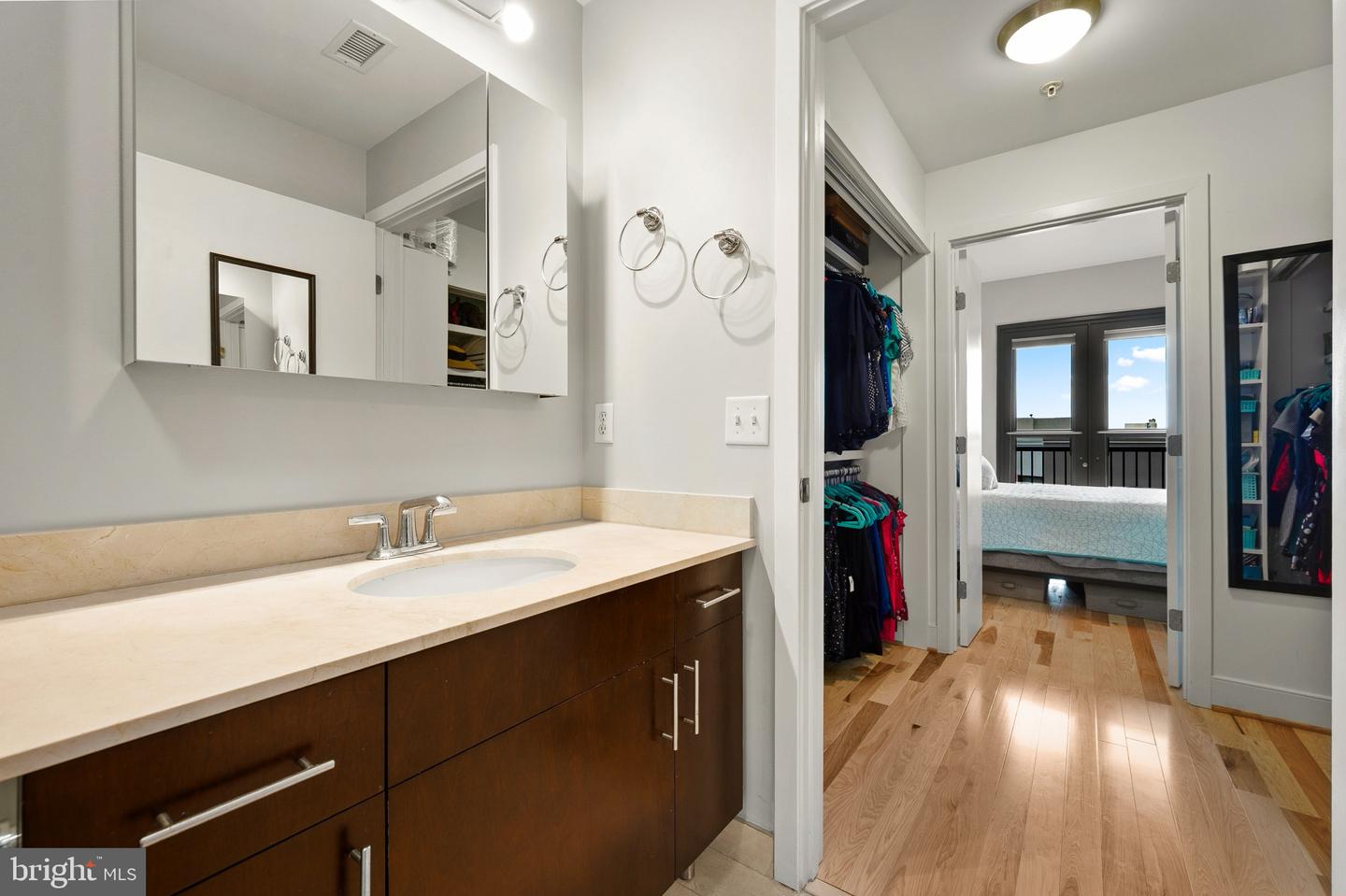 910 M St Nw #1006 Property Photo 13