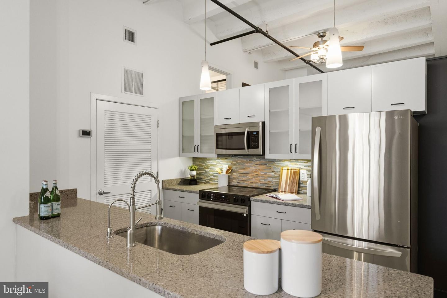1701 Kalorama Rd Nw #203 Property Photo 14