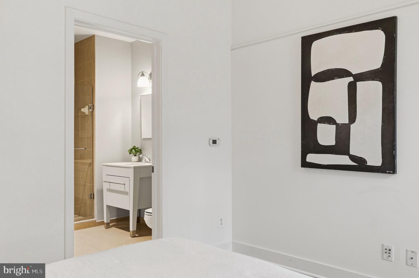 1701 Kalorama Rd Nw #203 Property Photo 22