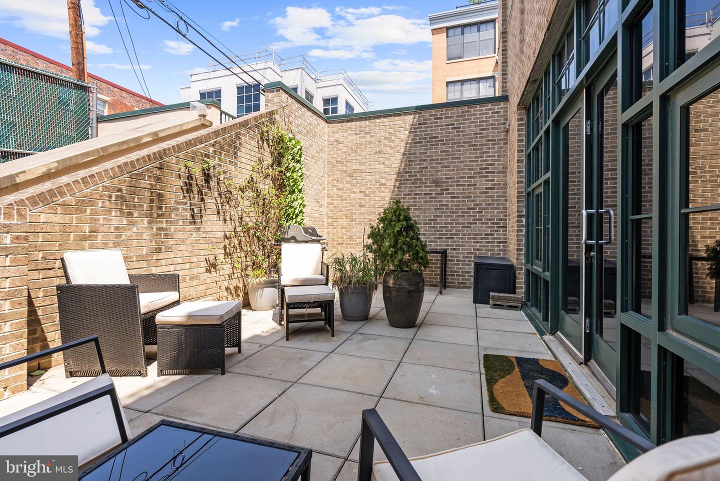 1701 Kalorama Rd Nw #203 Property Photo 25