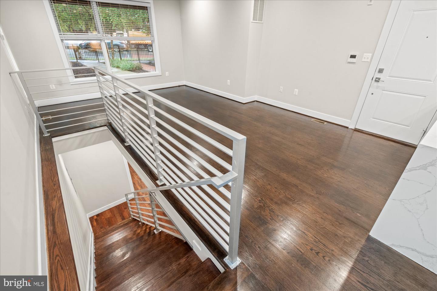 37 Missouri Ave Nw #12 Property Photo 9