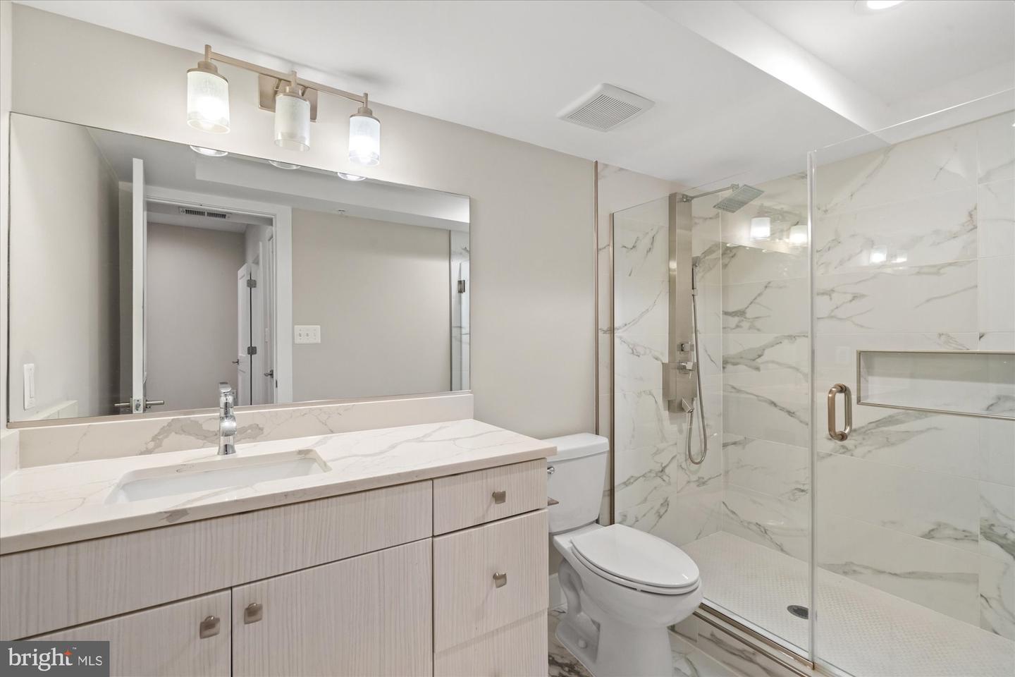 37 Missouri Ave Nw #12 Property Photo 12