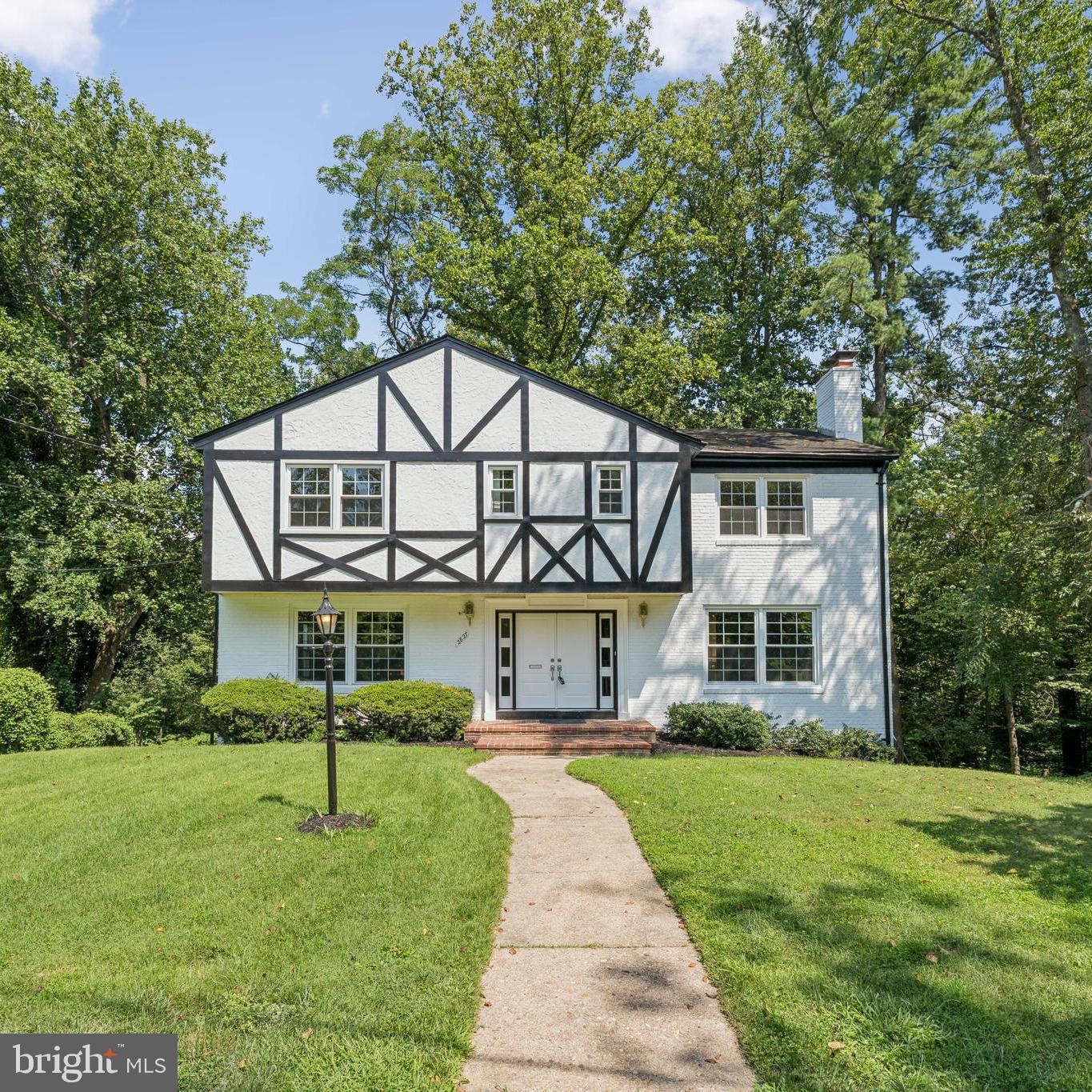 2827 Ellicott St Nw Property Photo 1