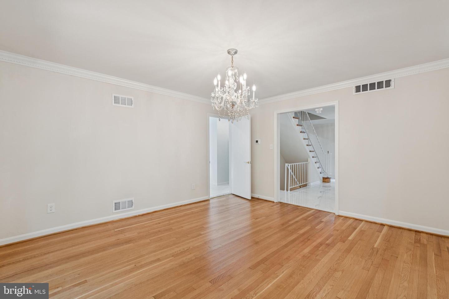 2827 Ellicott St Nw Property Photo 13