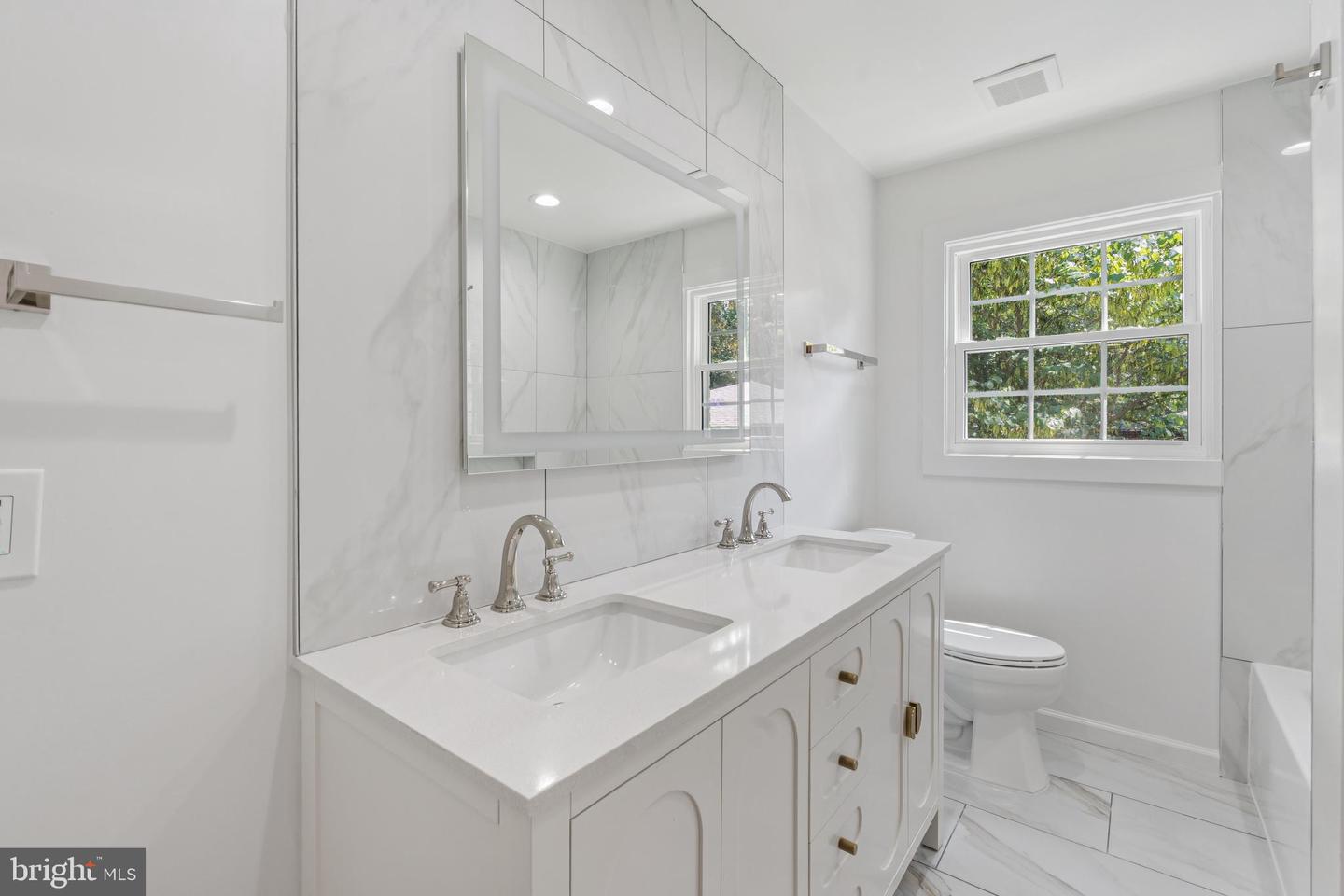 2827 Ellicott St Nw Property Photo 34