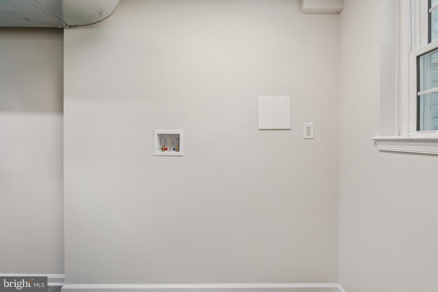 2827 Ellicott St Nw Property Photo 45