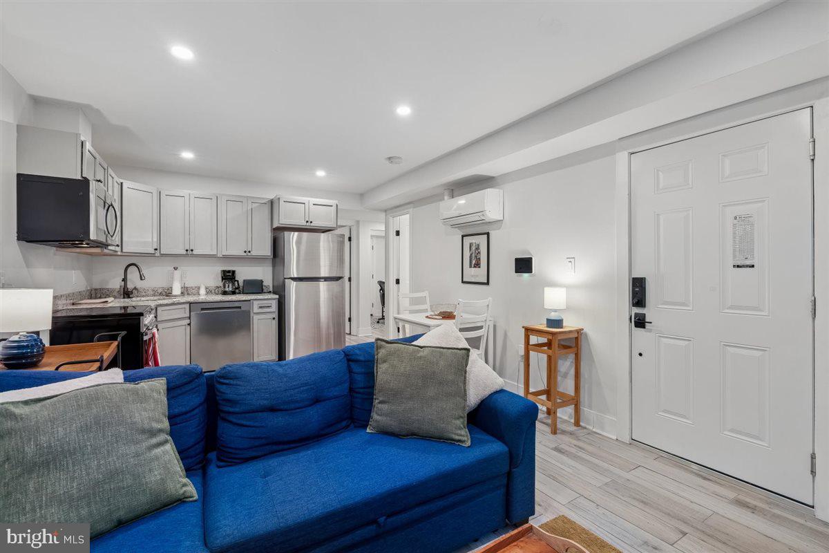 130 Adams St Nw Property Photo 23