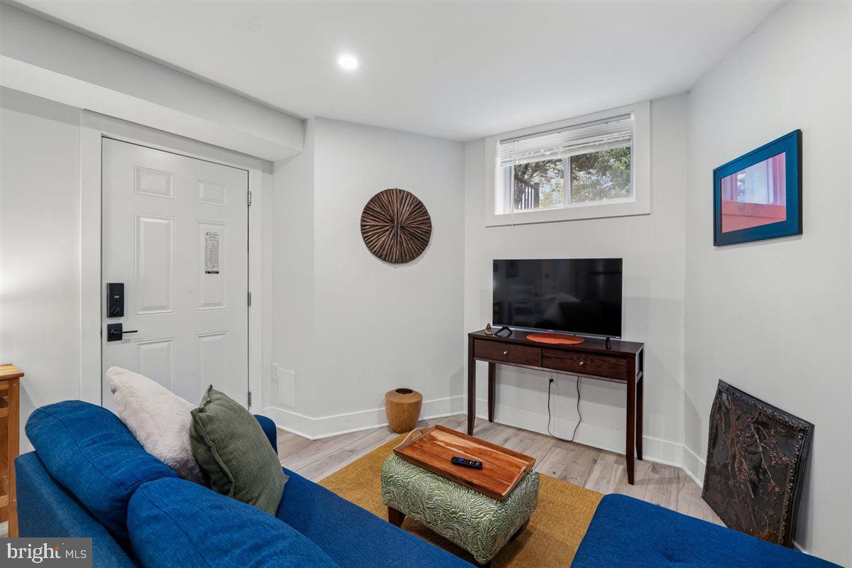 130 Adams St Nw Property Photo 24