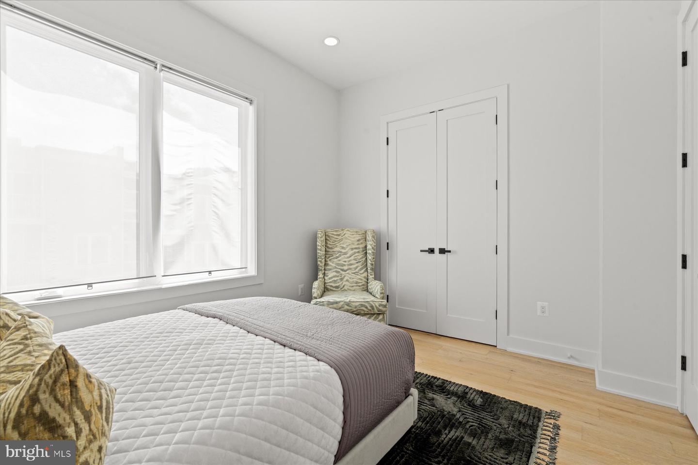 1215 Holbrook Ter Ne #3 Property Photo 33
