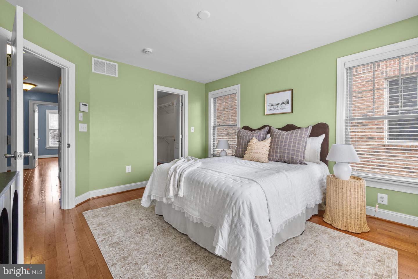 6109 Solent Pl Ne Property Photo 18
