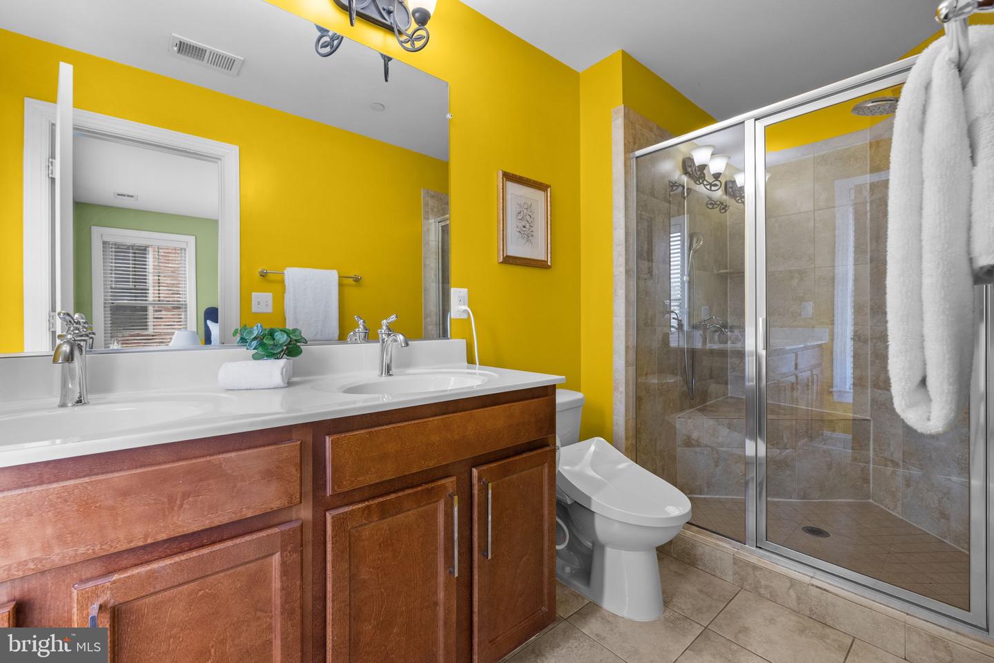 6109 Solent Pl Ne Property Photo 22