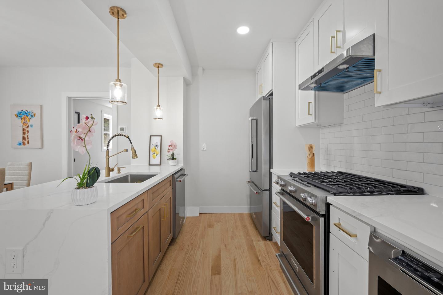 3110 Newton St Ne Property Photo 16