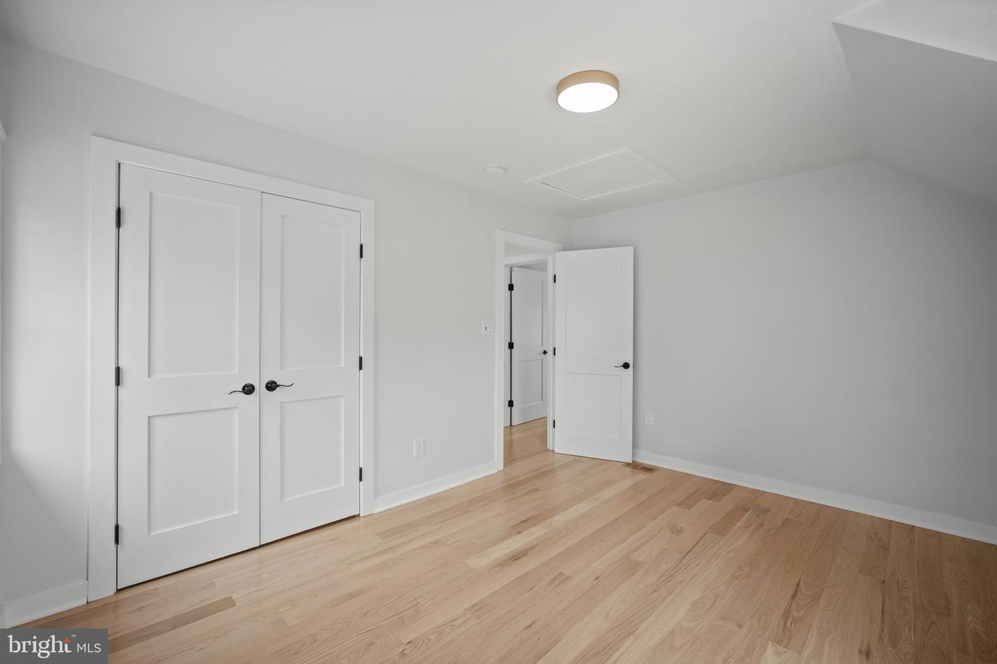 3110 Newton St Ne Property Photo 27
