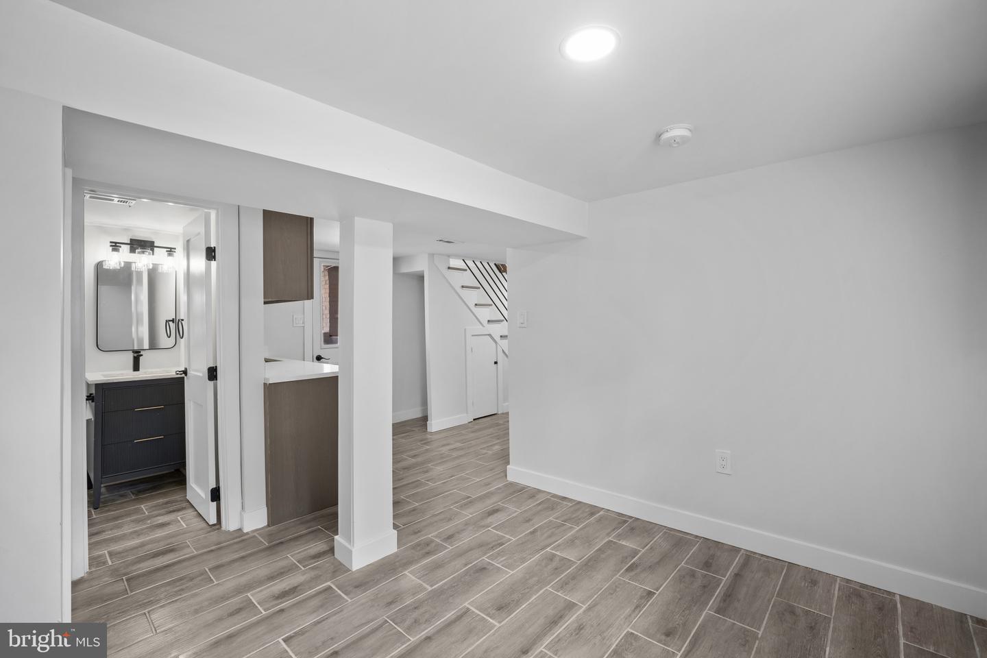 3110 Newton St Ne Property Photo 40