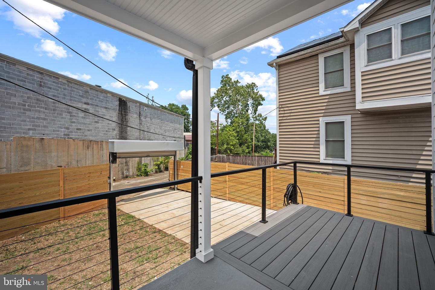 3110 Newton St Ne Property Photo 42