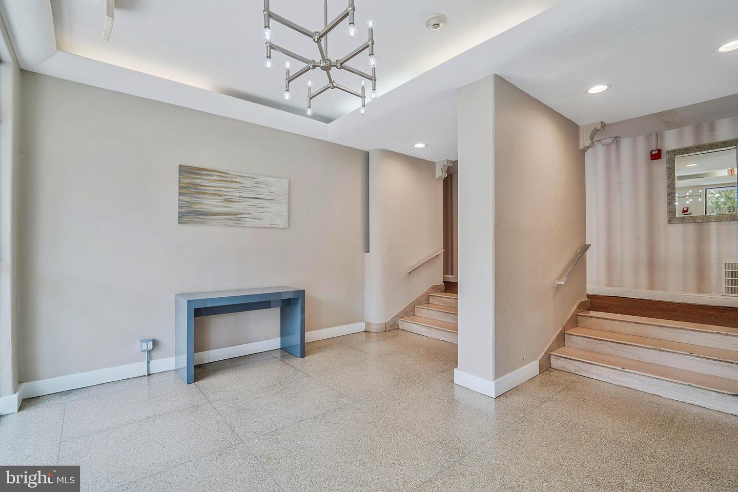 738 Longfellow St Nw #206 Property Photo 6